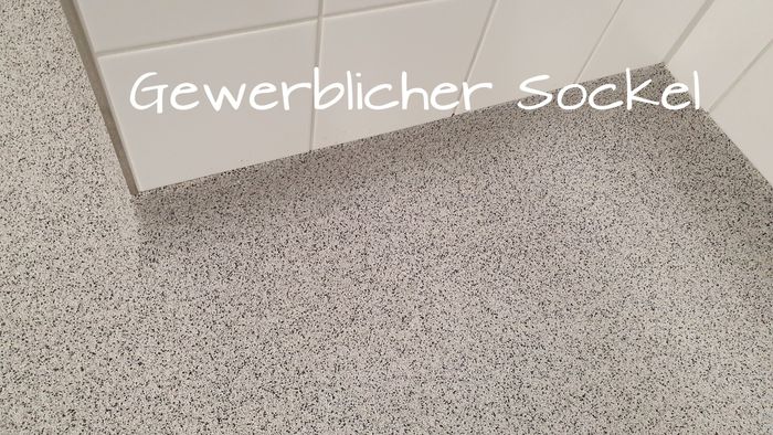 Handgefertigter Sockelrawnd Hohlkehle inkl.Abdichtung 